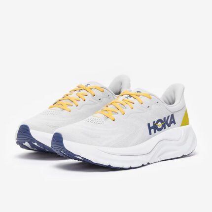 hoka arahi 8 stardust cosmic grey
