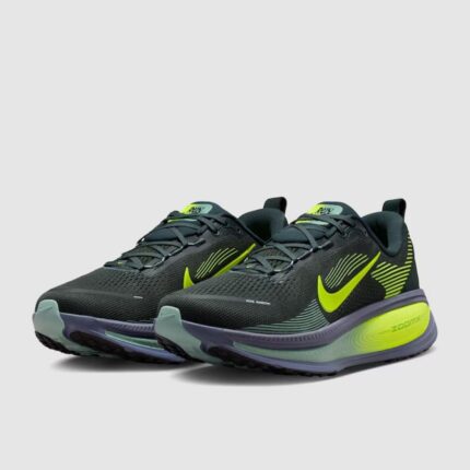 nike vomero 18 seaweed volt