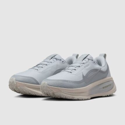 nike vomero 18 gore tex reflective pure platinum metallic silver
