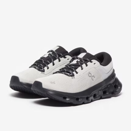 on cloudflyer 5 wolf black