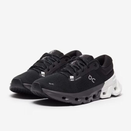 on womens cloudflyer 5 black white