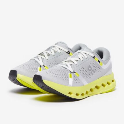 on womens cloudsurfer 2 glacier limelight