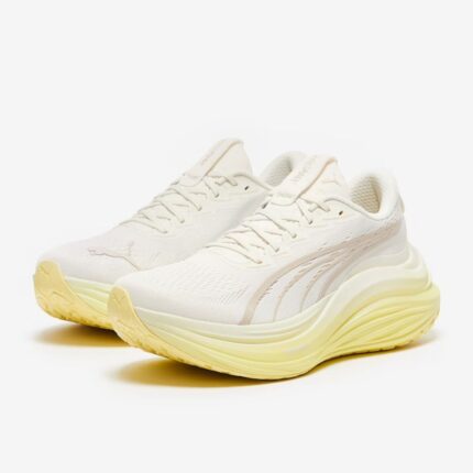puma magmax nitro warm white gold moon