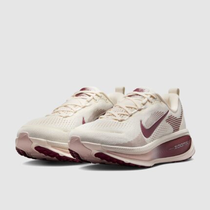 nike womens vomero 18 pale ivory red sepia