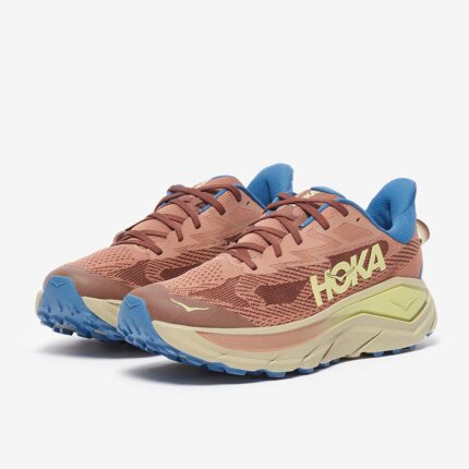 hoka challenger 8 maple cardamom